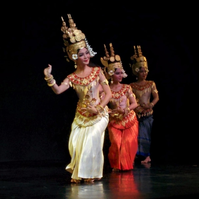 cambodia: dance